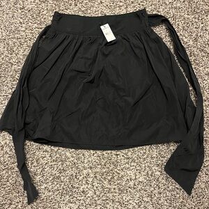 NWT Express Black Women's Skirt